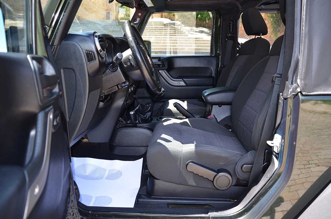 Jeep Wrangler 2.8 CRD SPORT 200CV  - Foto 15