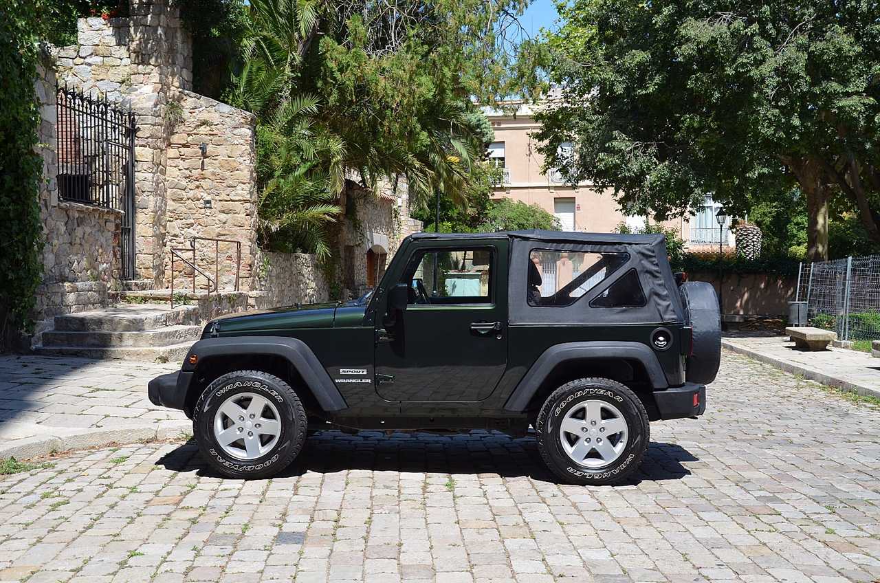 Jeep Wrangler 2.8 CRD SPORT 200CV  - Foto 11
