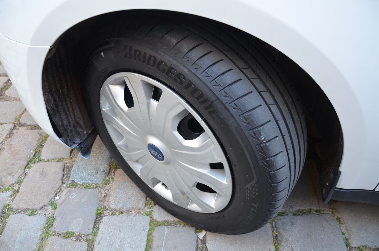 Ford Tourneo Connect Transit Connect Kombi L1 Trend 1.5 TDCi 74 kW (100 CV) - Foto 25