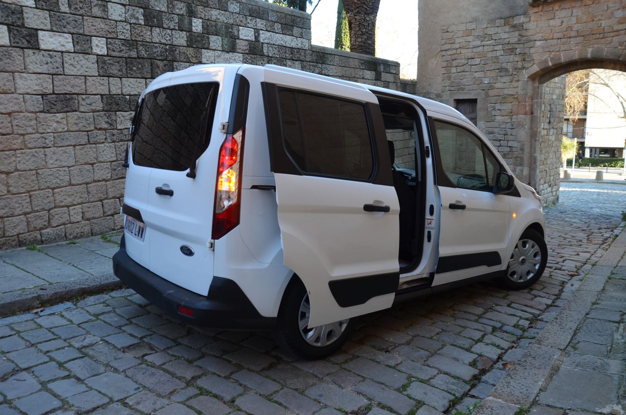 Ford Tourneo Connect Transit Connect Kombi L1 Trend 1.5 TDCi 74 kW (100 CV) - Foto 18