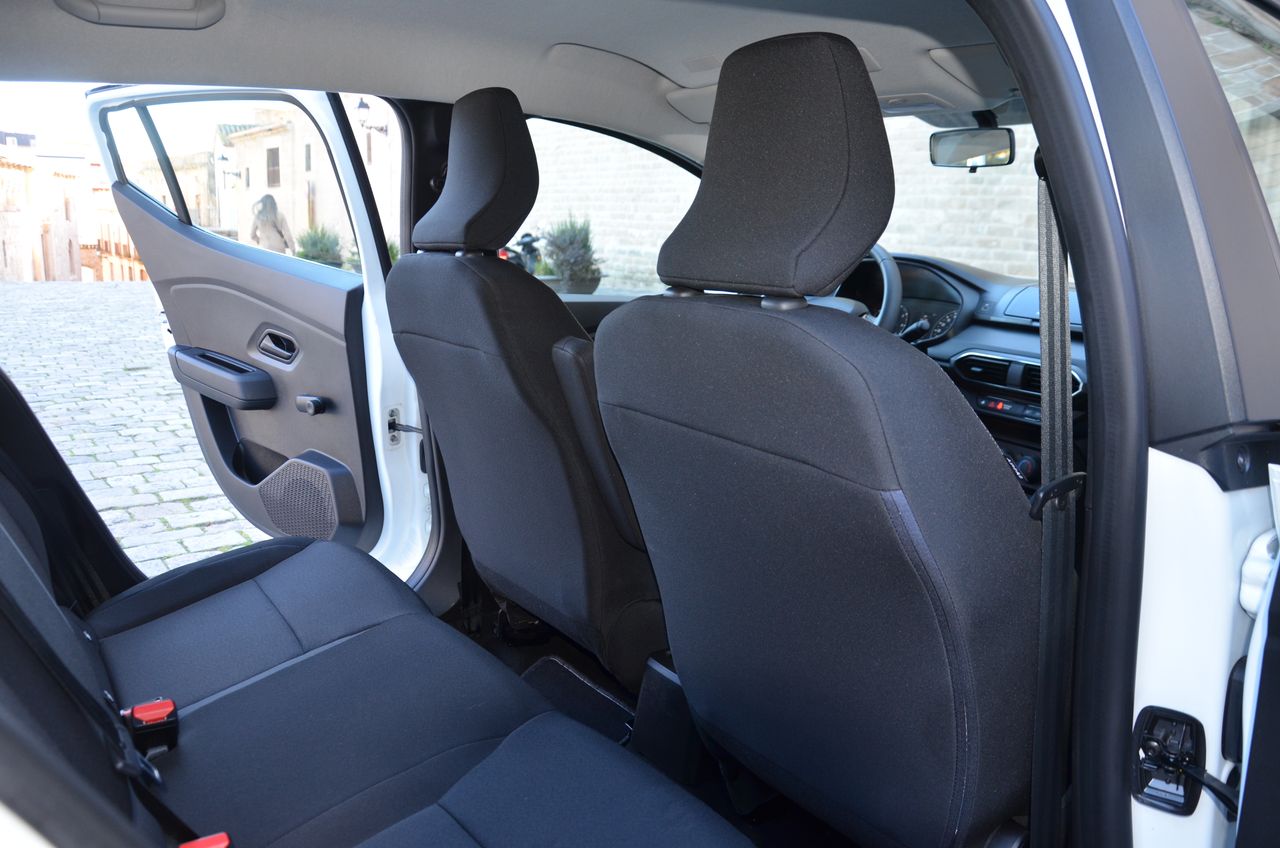 Dacia Sandero ECO-G ESSENTIAL 100CV.../OPORTUNIDAD../ POCOS Kilómetros - Foto 21