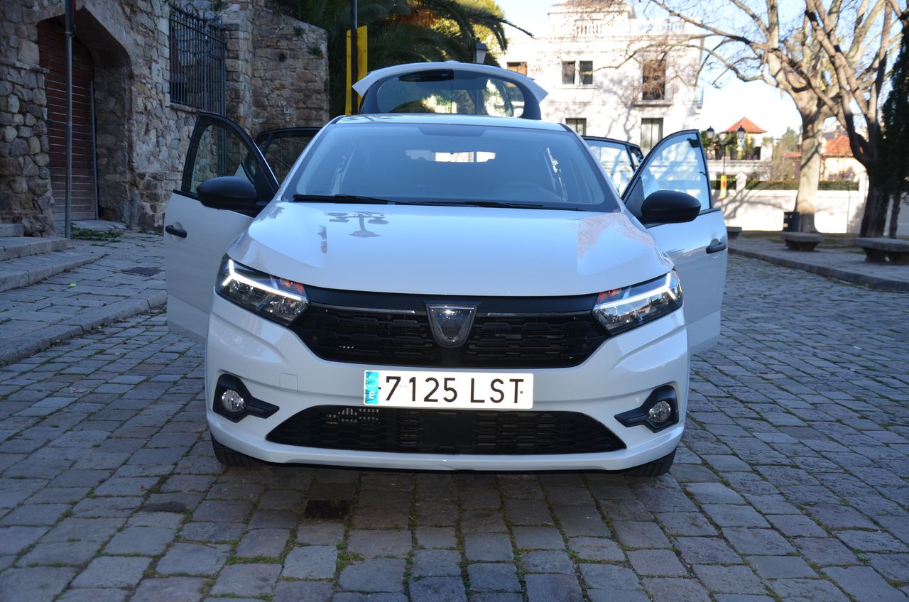 Dacia Sandero ECO-G ESSENTIAL 100CV.../OPORTUNIDAD../ POCOS Kilómetros - Foto 34