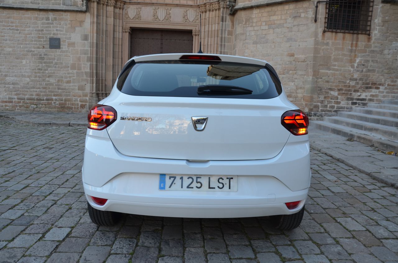 Dacia Sandero ECO-G ESSENTIAL 100CV.../OPORTUNIDAD../ POCOS Kilómetros - Foto 26