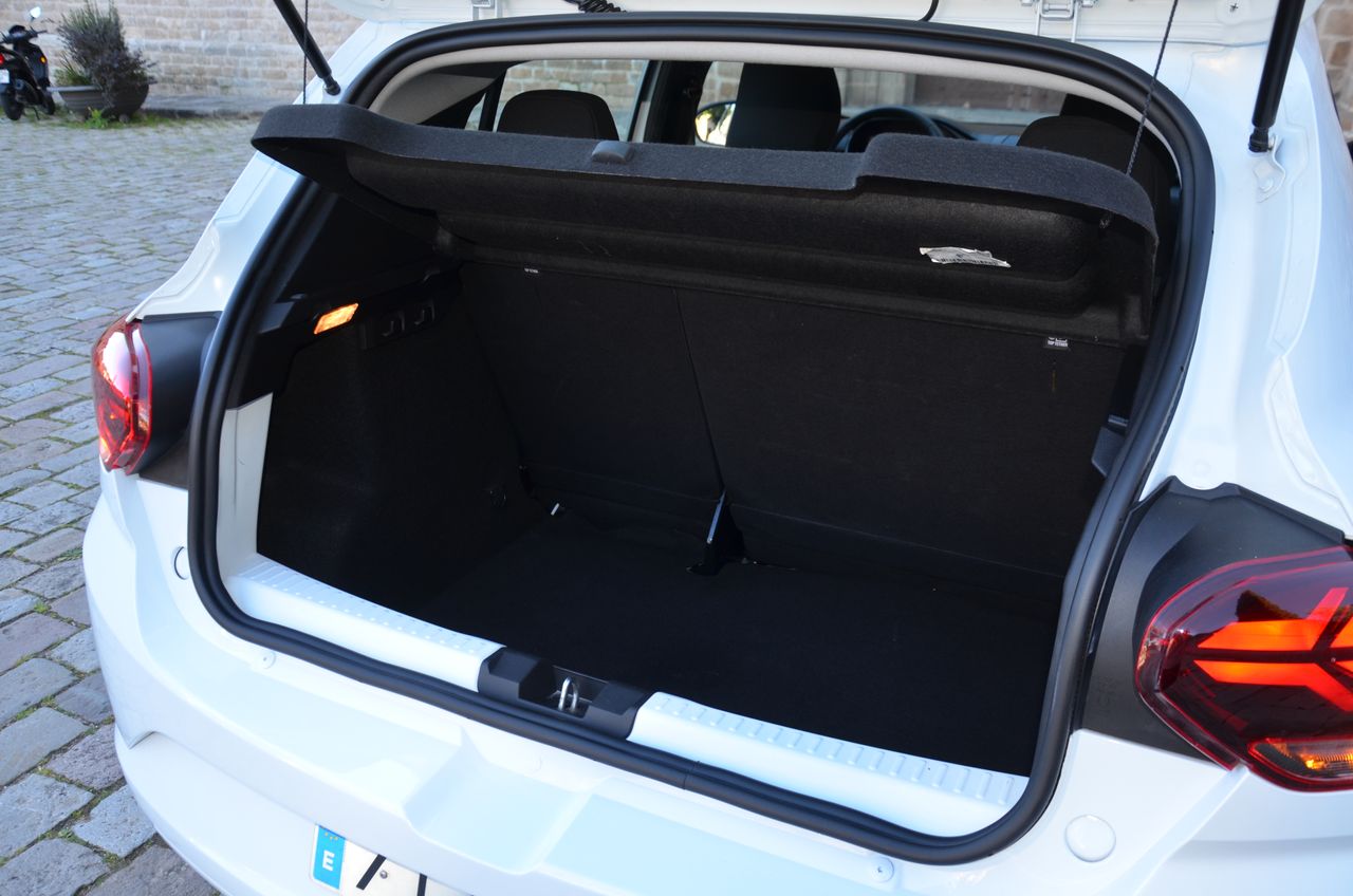 Dacia Sandero ECO-G ESSENTIAL 100CV.../OPORTUNIDAD../ POCOS Kilómetros - Foto 28