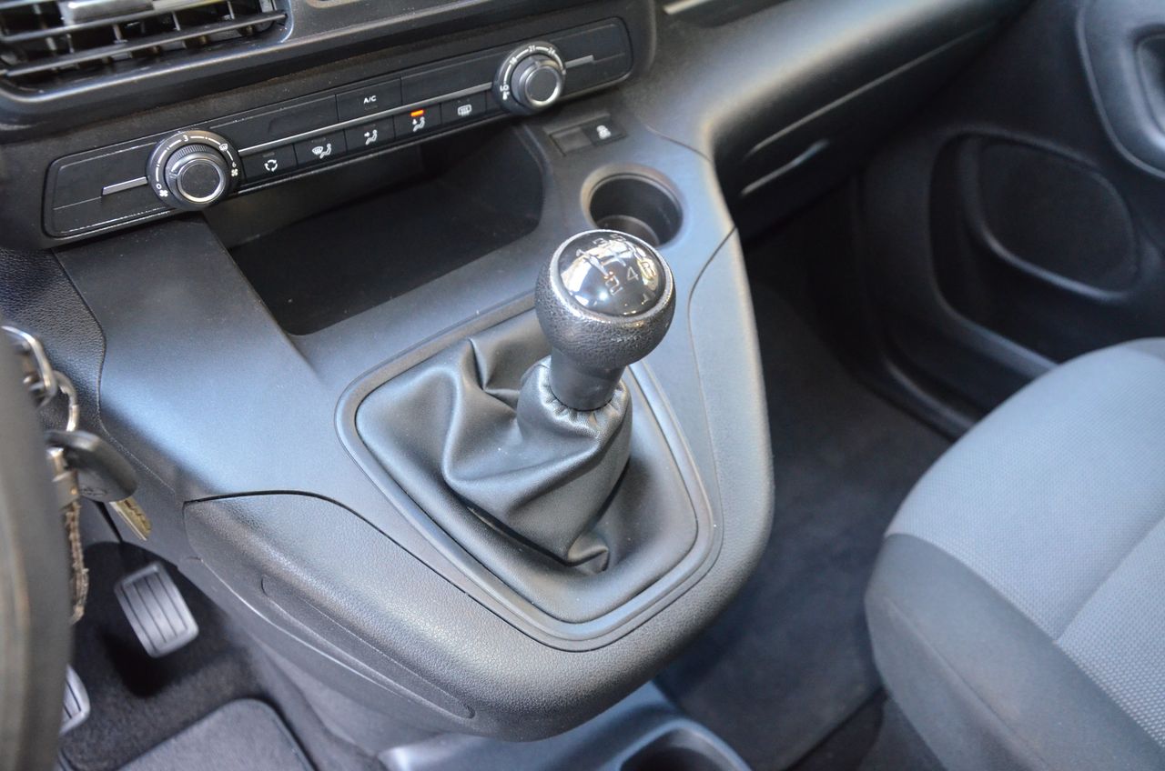 Toyota Proace City COMBI 1.5D 100CV GX L1 - Foto 11