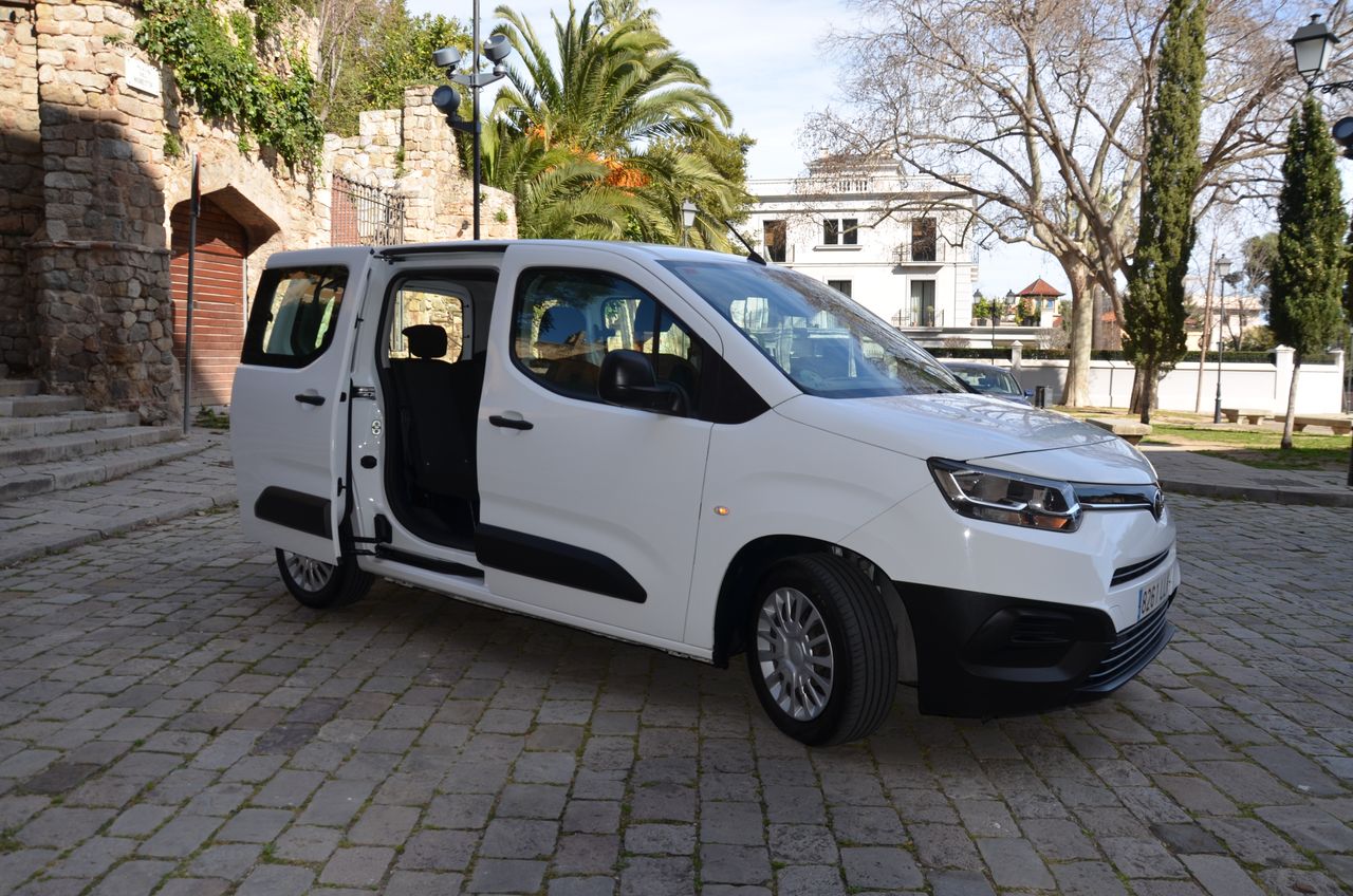 Toyota Proace City COMBI 1.5D 100CV GX L1 - Foto 24