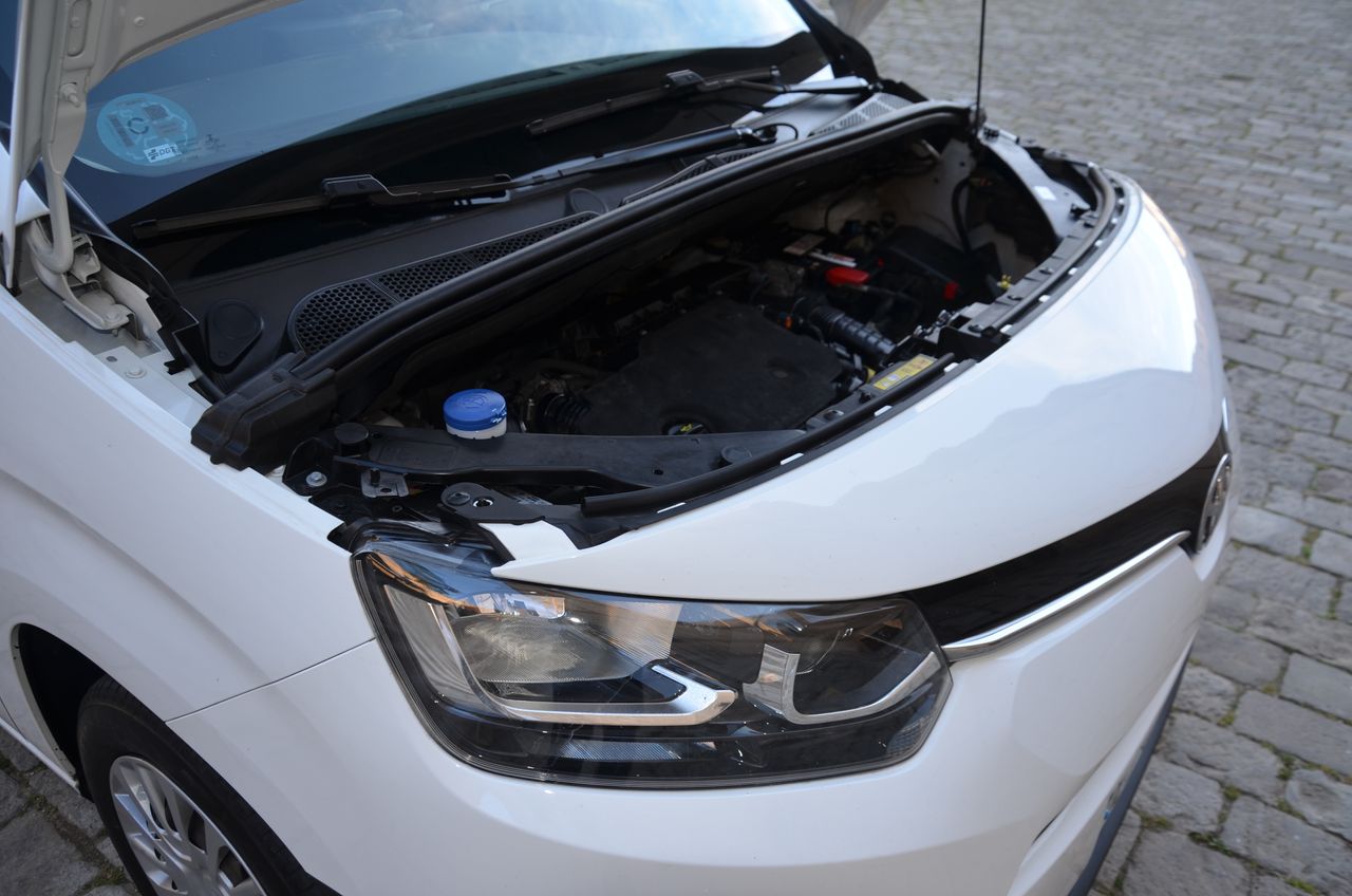 Toyota Proace City COMBI 1.5D 100CV GX L1 - Foto 44