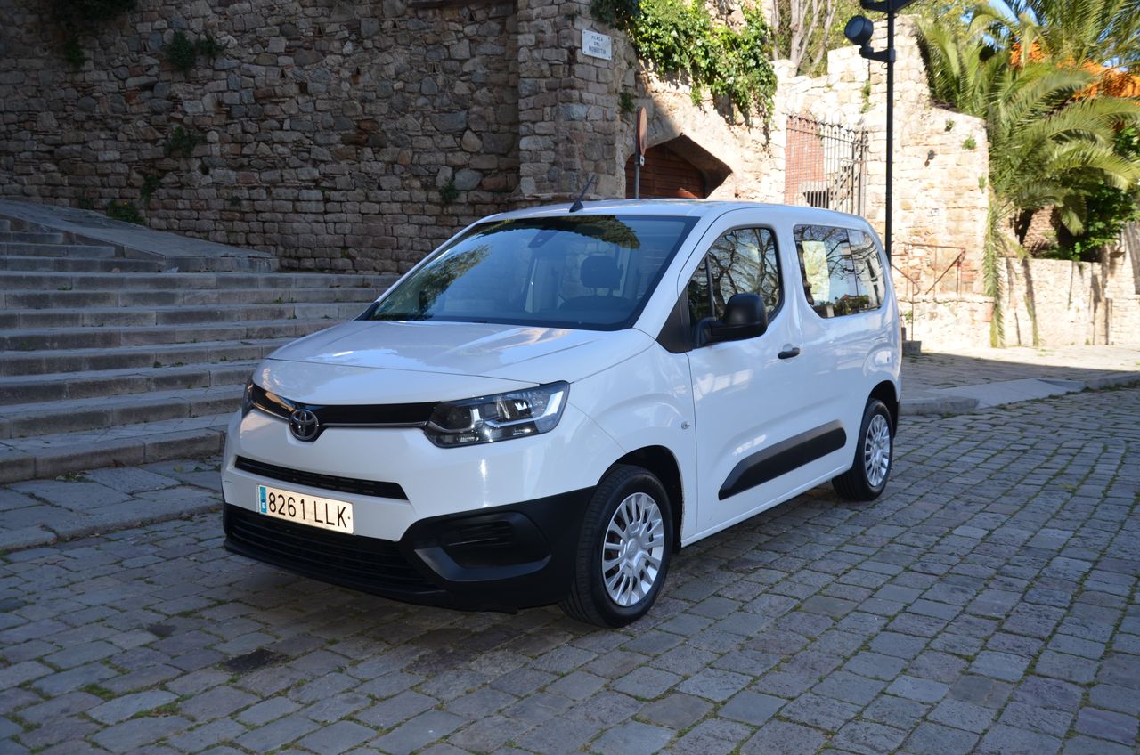 Toyota Proace City COMBI 1.5D 100CV GX L1 - Foto 42