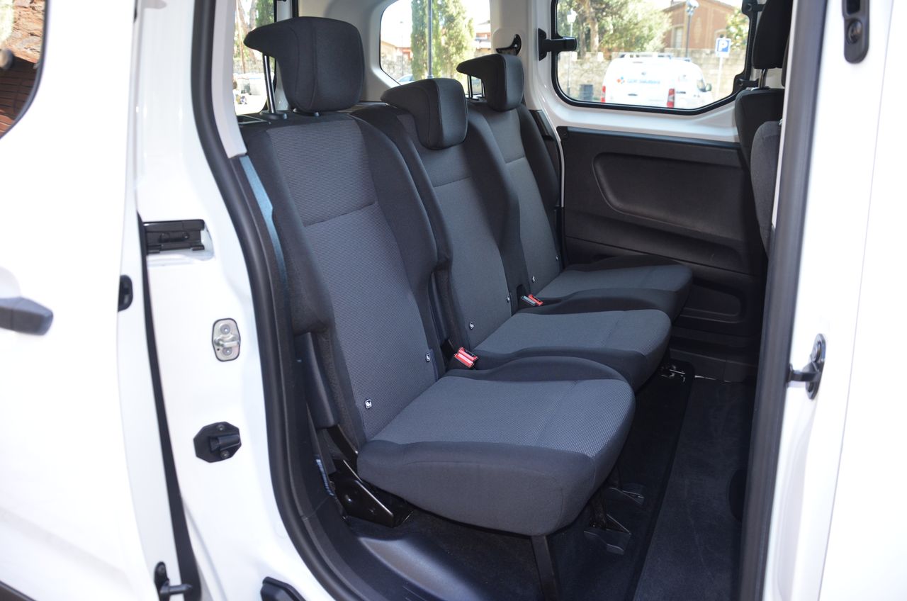 Toyota Proace City COMBI 1.5D 100CV GX L1 - Foto 26