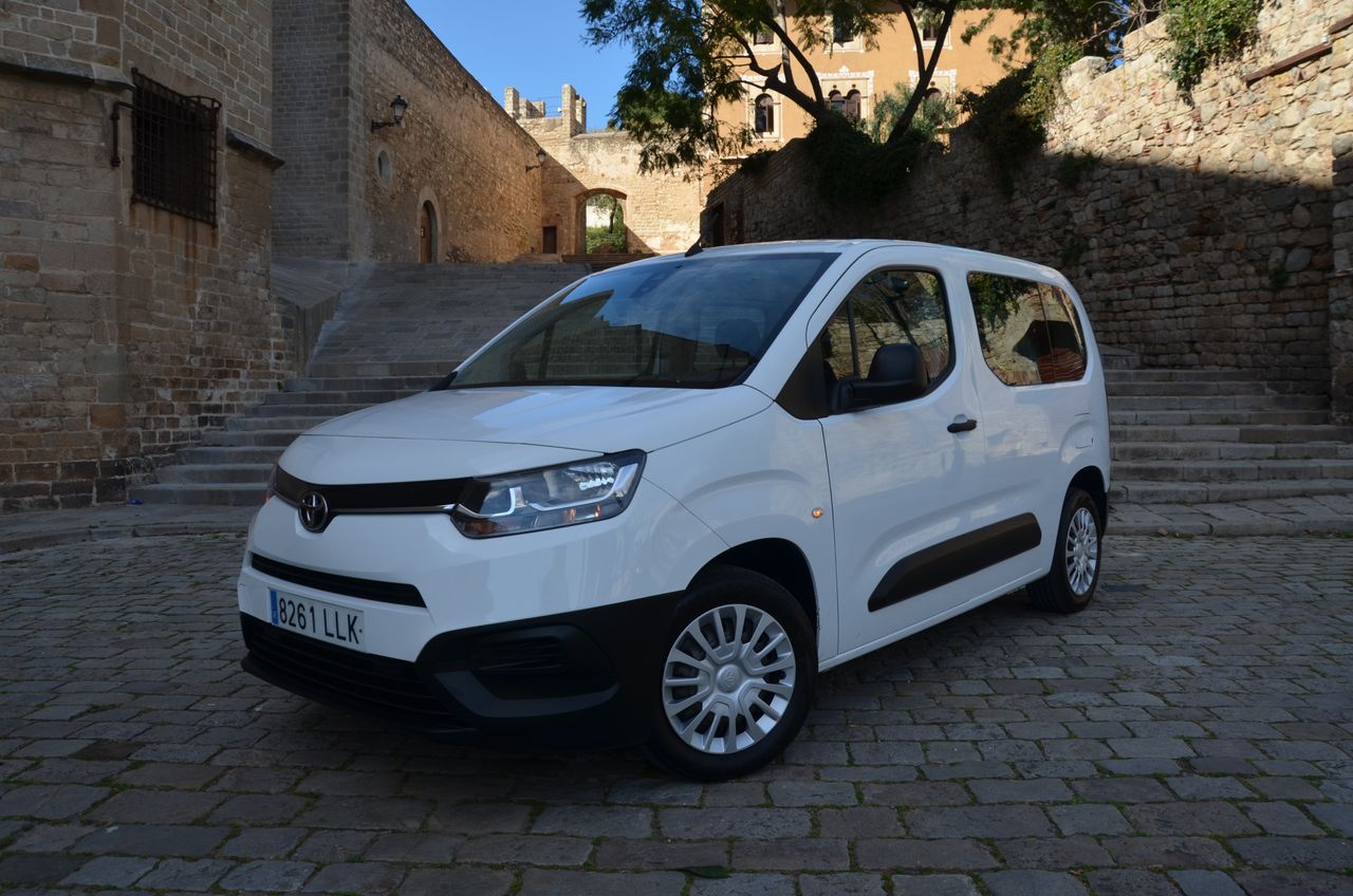 Toyota Proace City COMBI 1.5D 100CV GX L1 - Foto 23