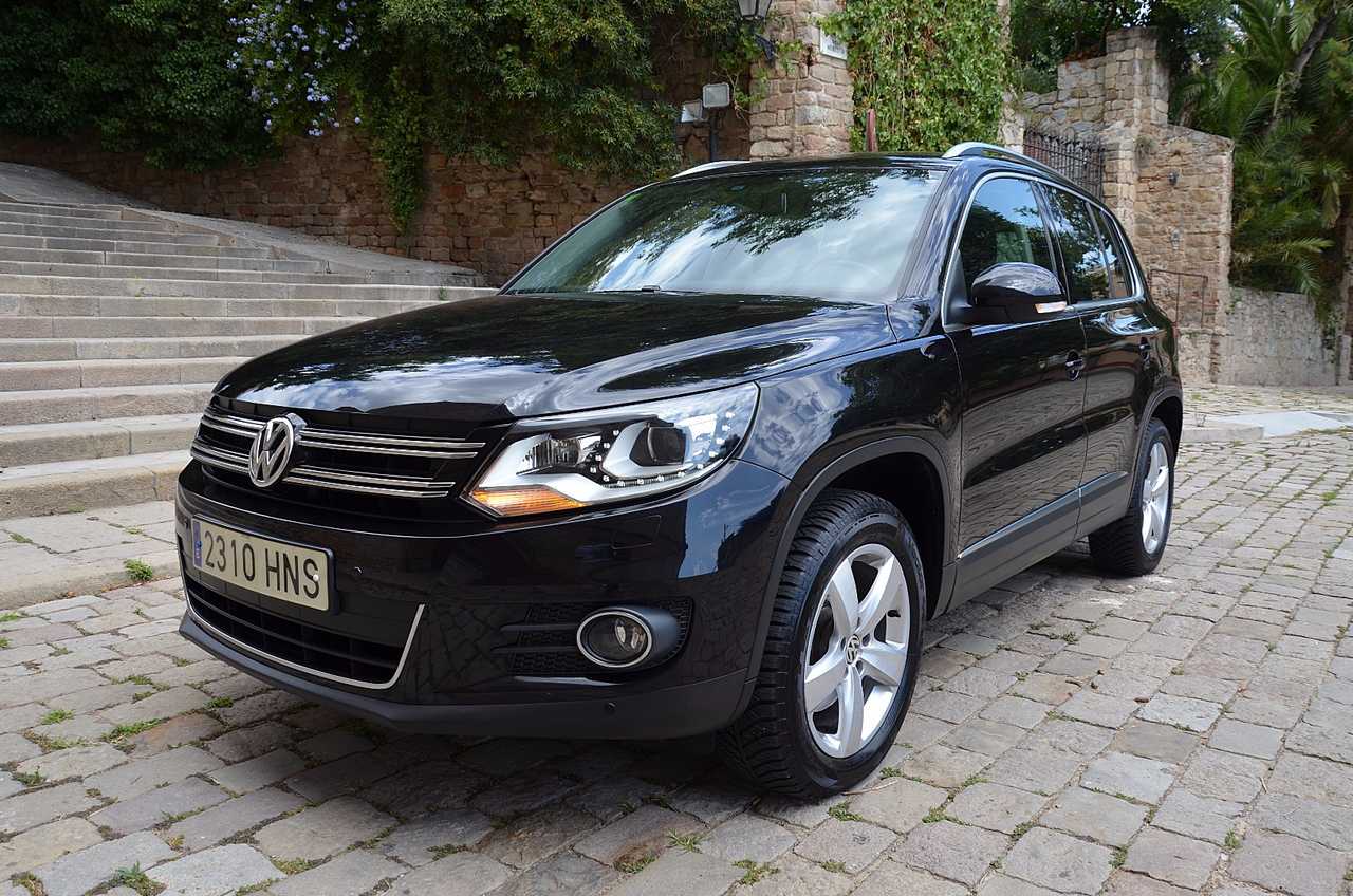 Volkswagen Tiguan 2.0 TDI 140CV EXELENCE 4MOTION  - Foto 40