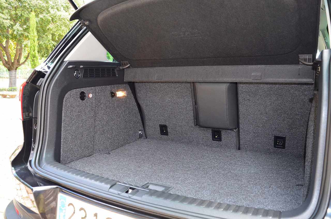 Volkswagen Tiguan 2.0 TDI 140CV EXELENCE 4MOTION  - Foto 20