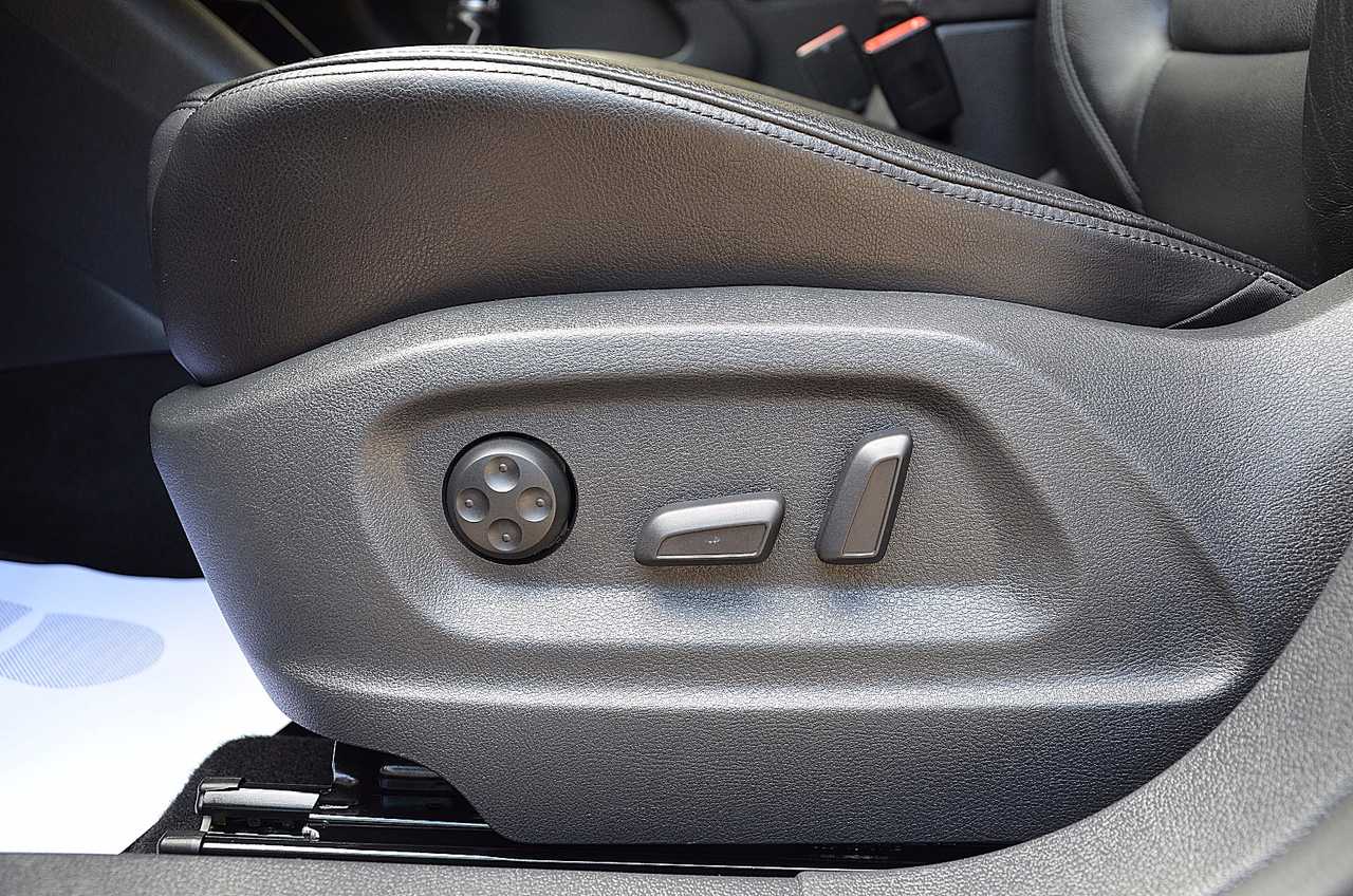 Volkswagen Tiguan 2.0 TDI 140CV EXELENCE 4MOTION  - Foto 7