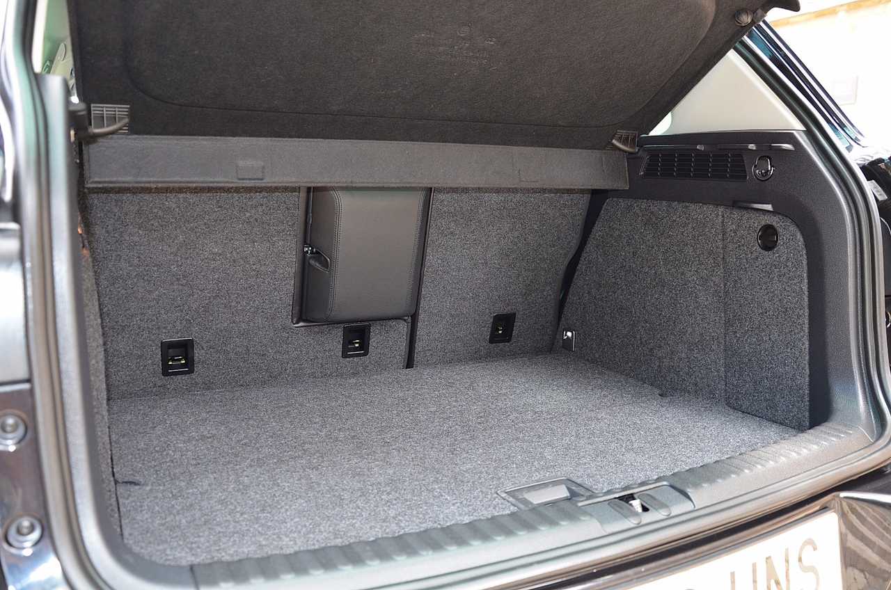 Volkswagen Tiguan 2.0 TDI 140CV EXELENCE 4MOTION  - Foto 21