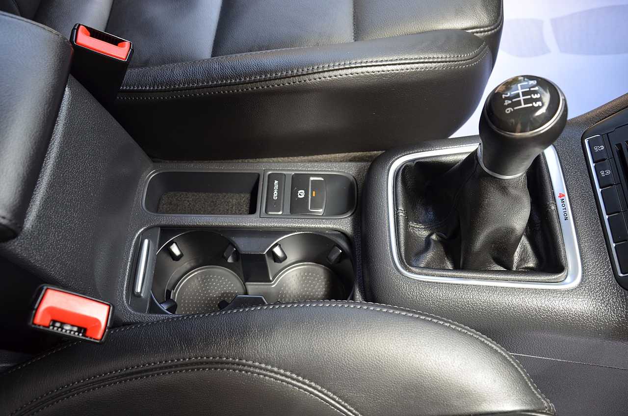 Volkswagen Tiguan 2.0 TDI 140CV EXELENCE 4MOTION  - Foto 29