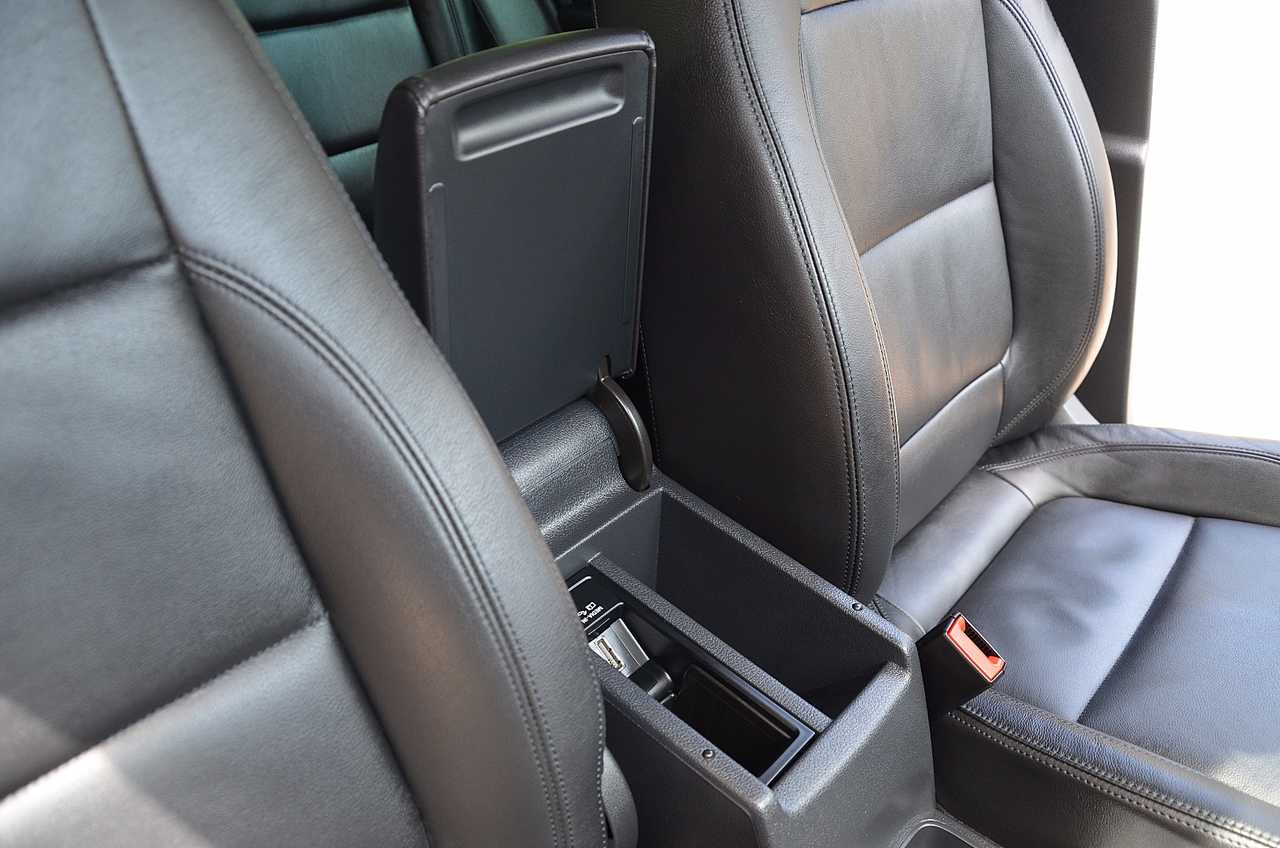 Volkswagen Tiguan 2.0 TDI 140CV EXELENCE 4MOTION  - Foto 30