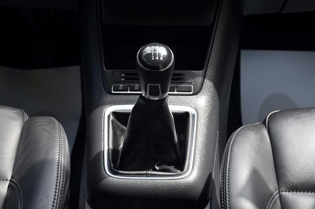 Volkswagen Tiguan 2.0 TDI 140CV EXELENCE 4MOTION  - Foto 34