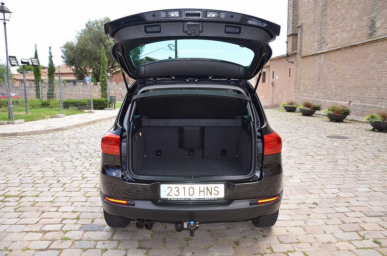 Volkswagen Tiguan 2.0 TDI 140CV EXELENCE 4MOTION  - Foto 16