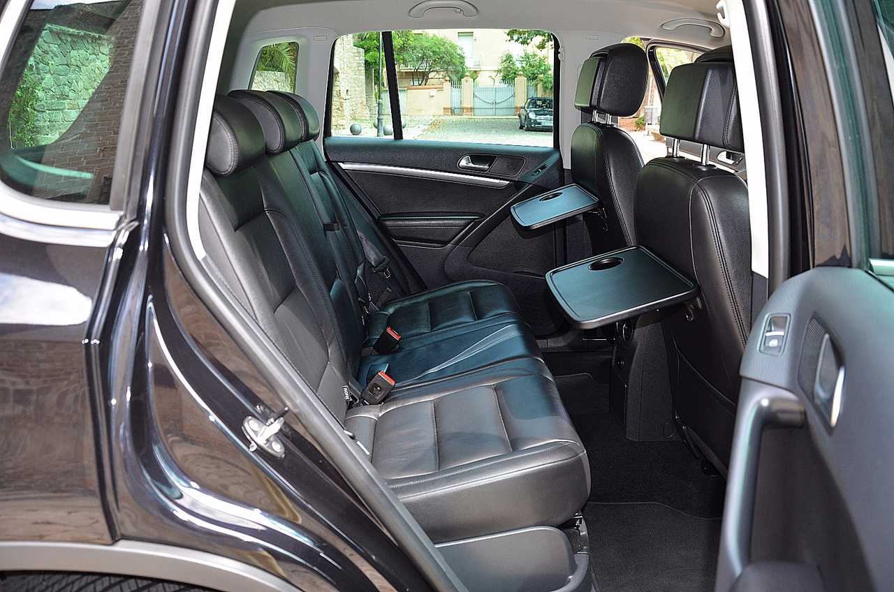 Volkswagen Tiguan 2.0 TDI 140CV EXELENCE 4MOTION  - Foto 24