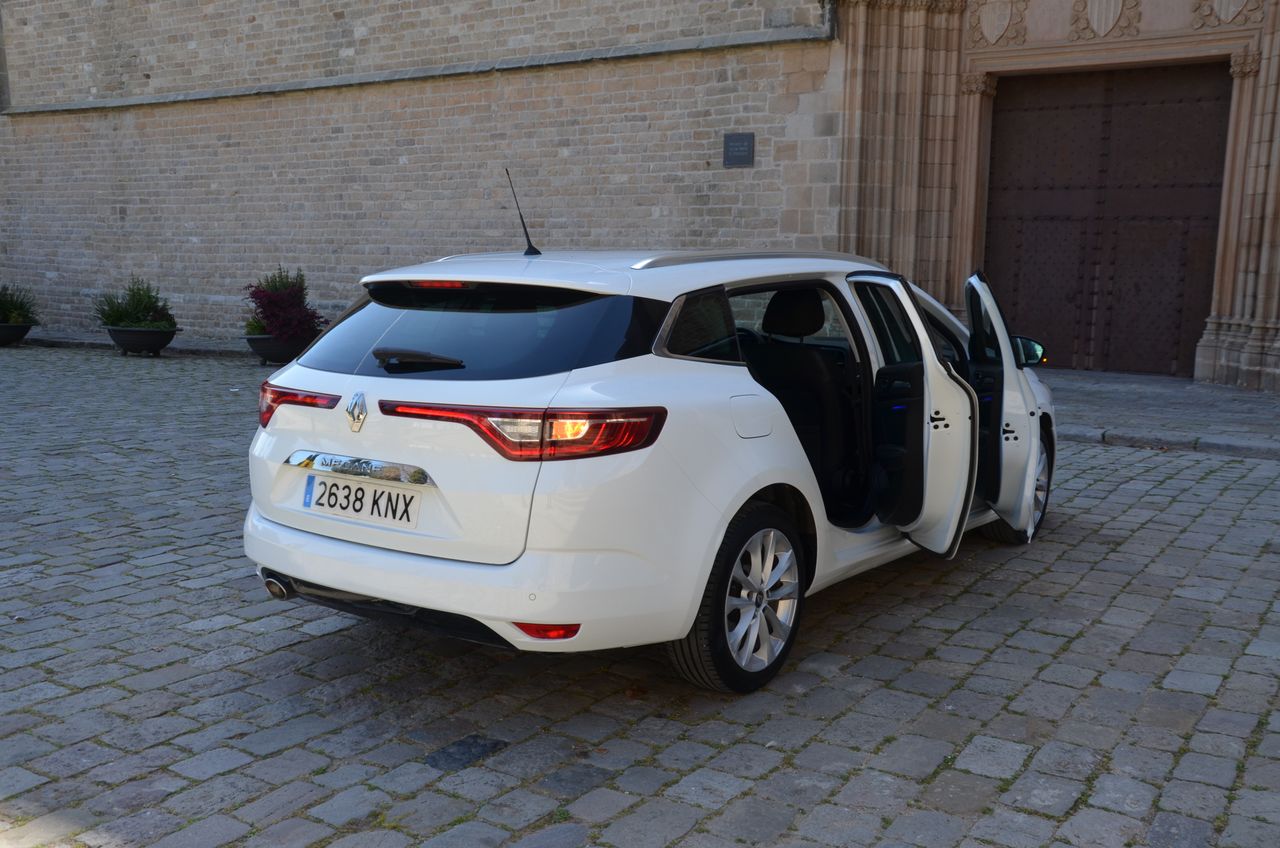 Renault Megane Mégane Sport Tourer Limited Energy dCi 81 kW (110 CV) - Foto 33