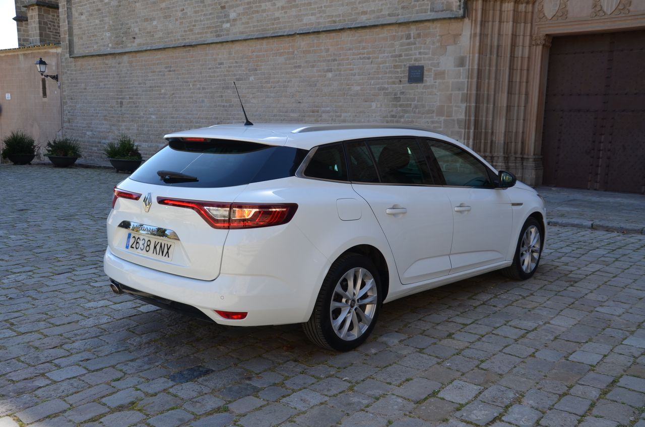 Renault Megane Mégane Sport Tourer Limited Energy dCi 81 kW (110 CV) - Foto 34