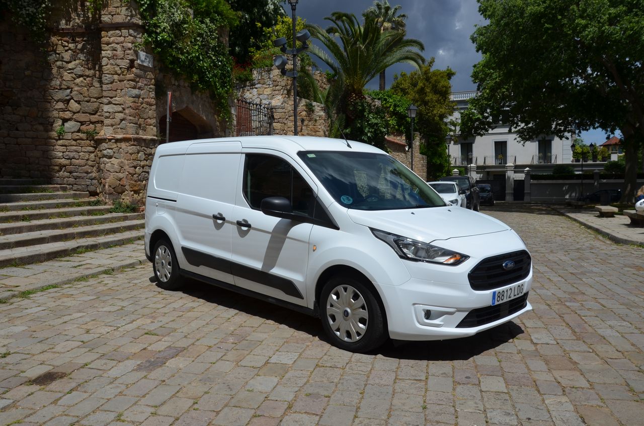 Ford Transit Connect  VAN 1.5 TDCI TREND 210 L2 BATALLA LARGA - Foto 27