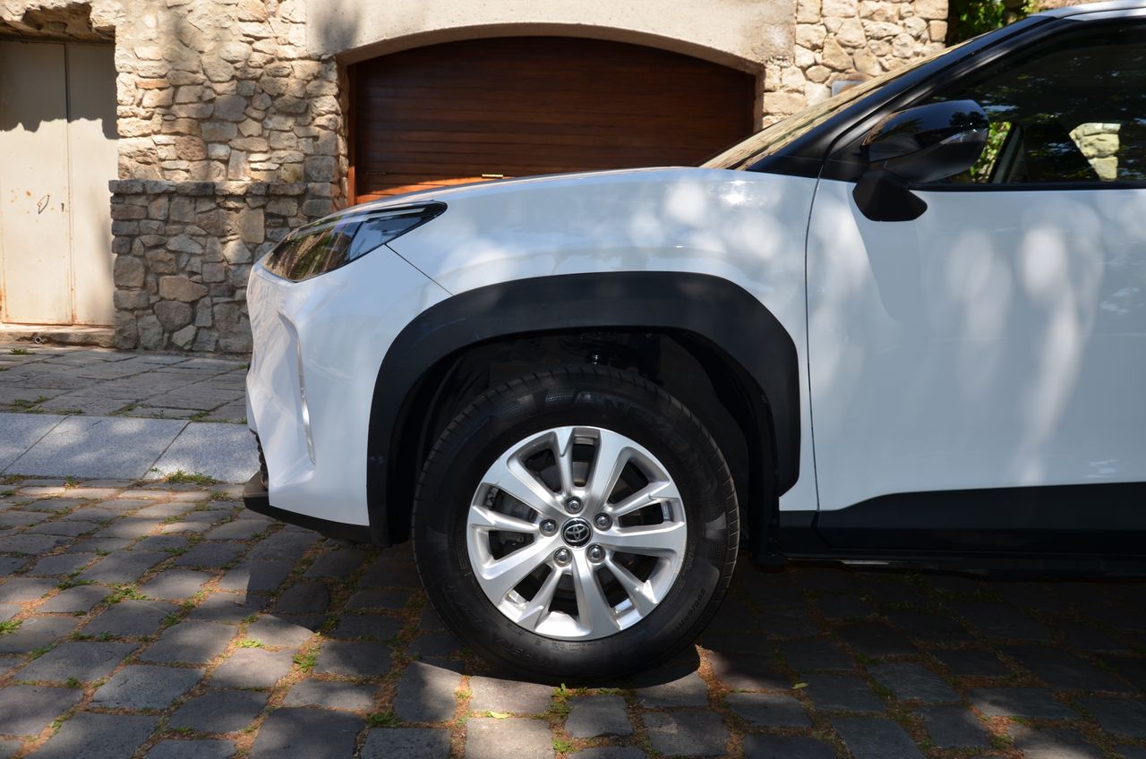 Toyota Yaris Cross 1.5 120H BUSINESS PLUS  HÍBRIDO - Foto 40