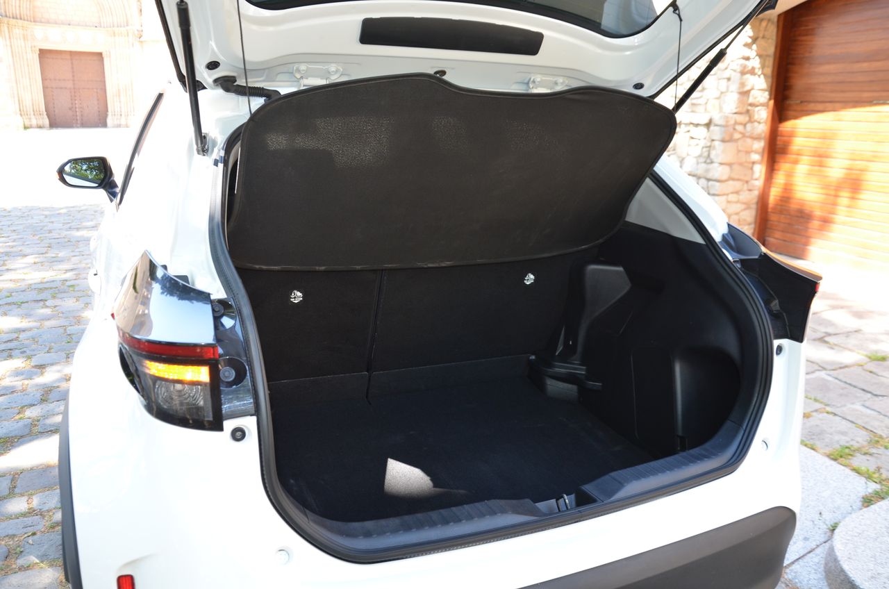 Toyota Yaris Cross 1.5 120H BUSINESS PLUS  HÍBRIDO - Foto 25