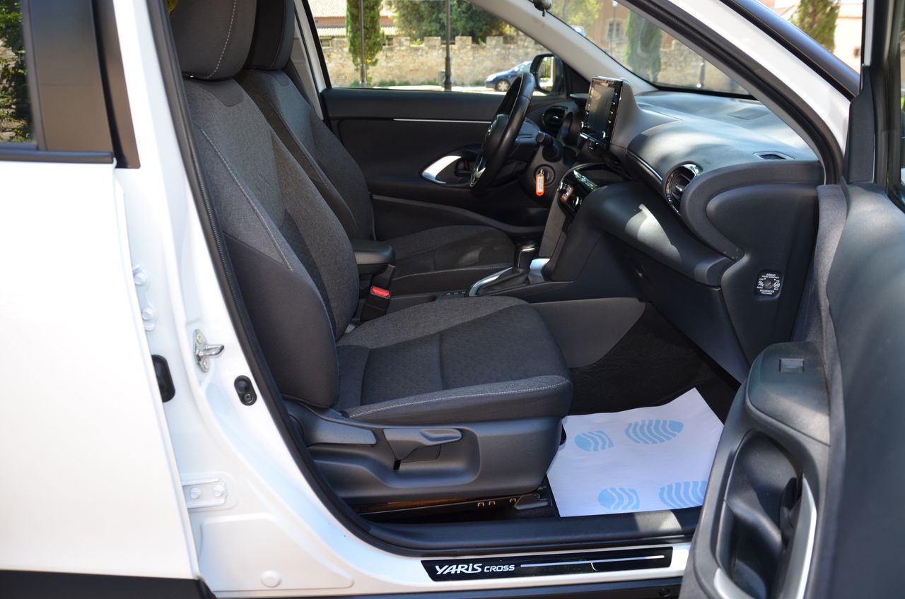 Toyota Yaris Cross 1.5 120H BUSINESS PLUS  HÍBRIDO - Foto 53