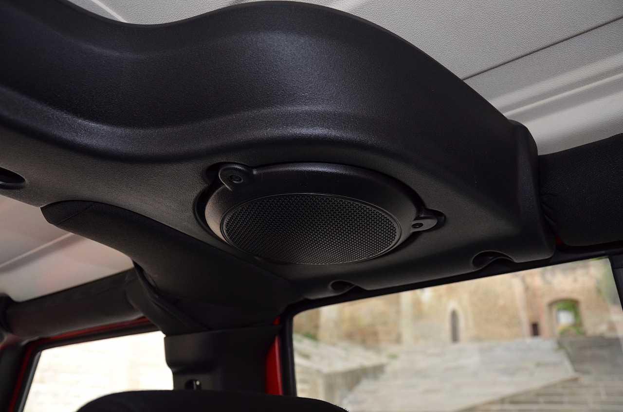 Jeep Wrangler UNLIMITED 2.8 CRD SAHARA.../ ENGANCHE REMOLQUE / HARD TOP - Foto 41