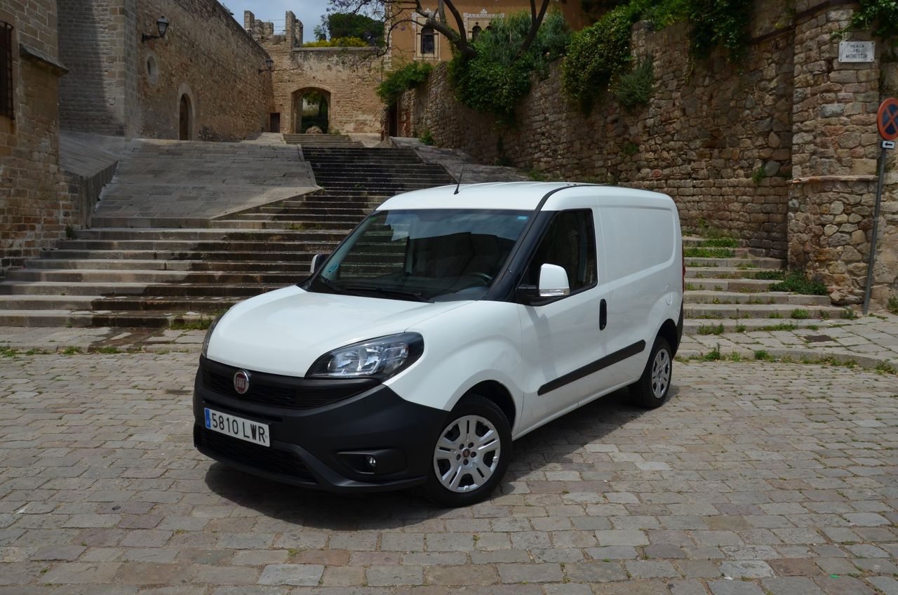 Fiat Doblò CARGO SX 1.6 MJET 90CV (AC) - Foto 8
