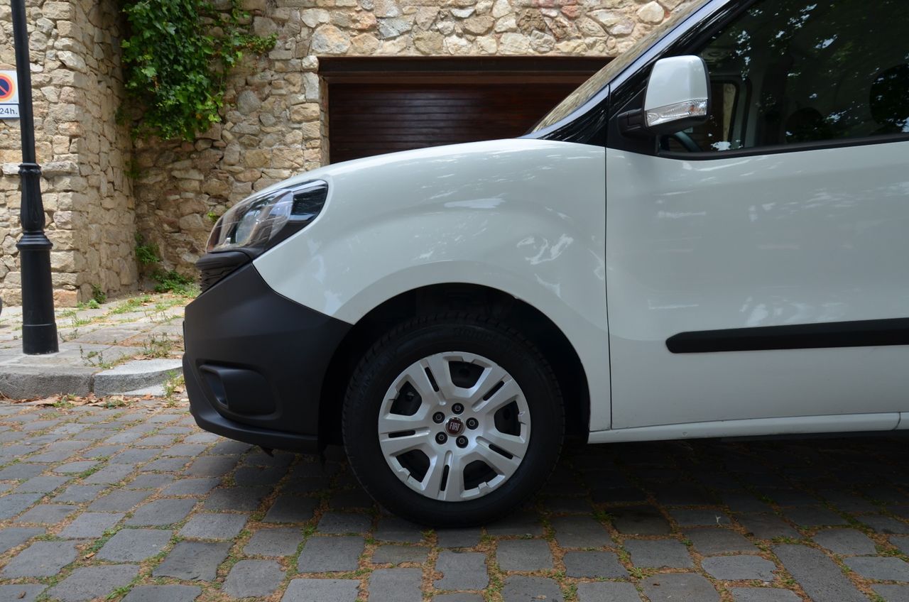 Fiat Doblò CARGO SX 1.6 MJET 90CV (AC) - Foto 10