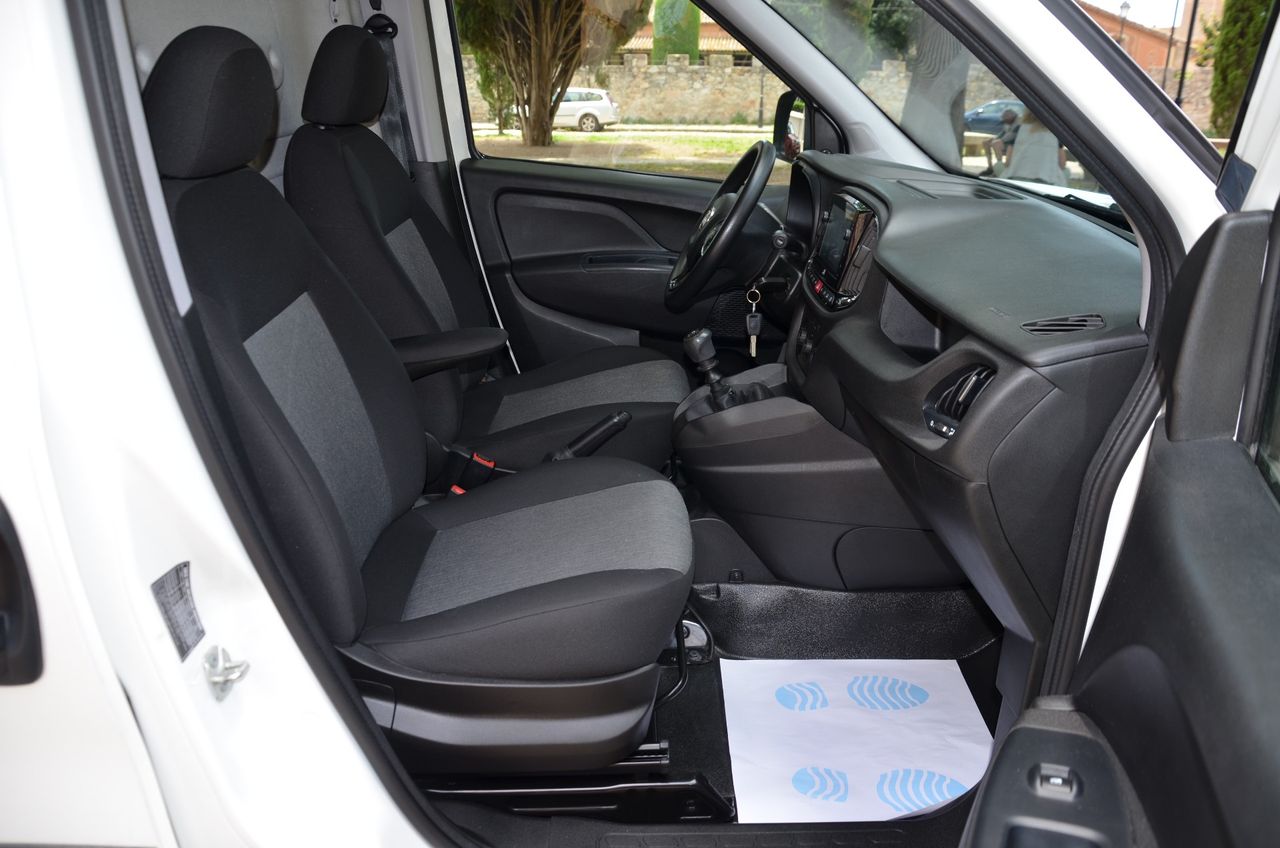 Fiat Doblò CARGO SX 1.6 MJET 90CV (AC) - Foto 16