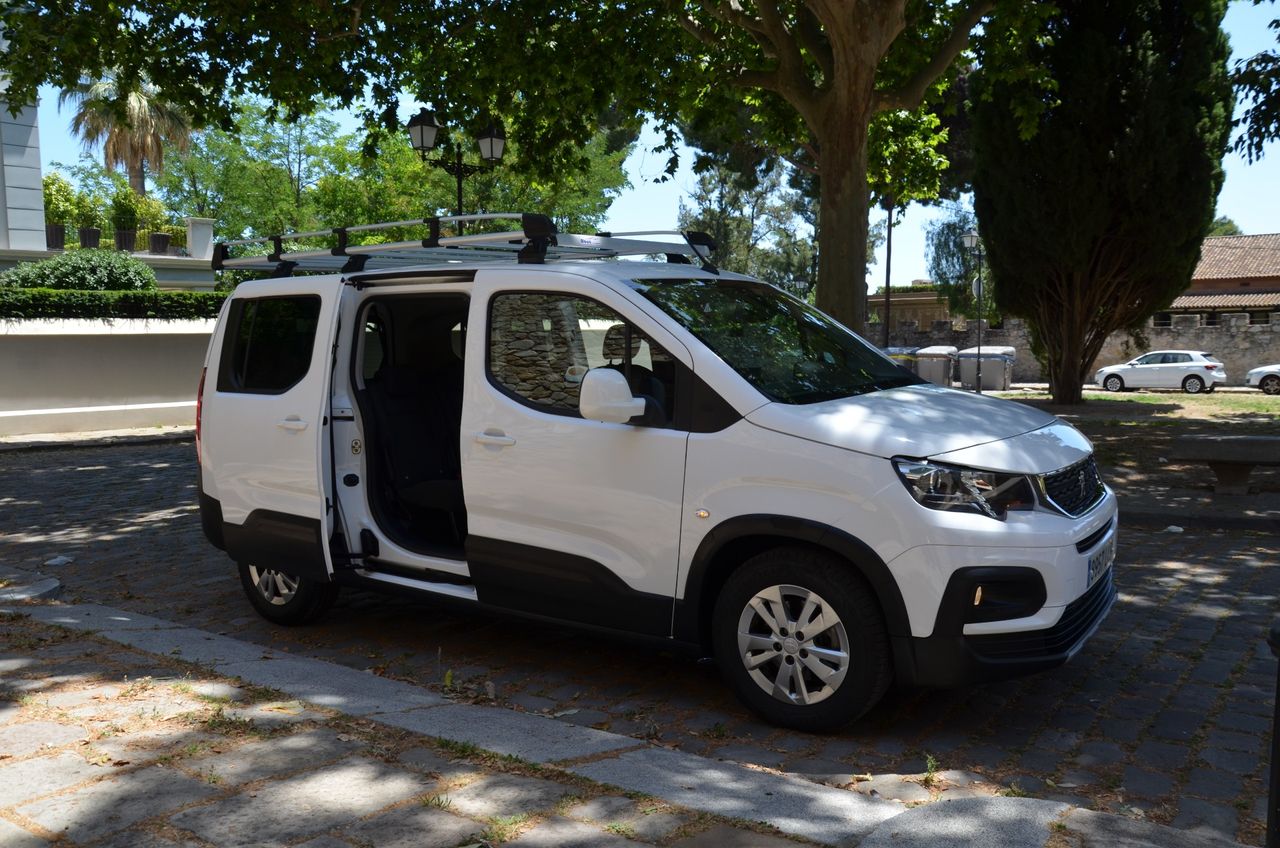 Peugeot Rifter Allure Long BlueHDi 100 BACA  GRANDE - Foto 50