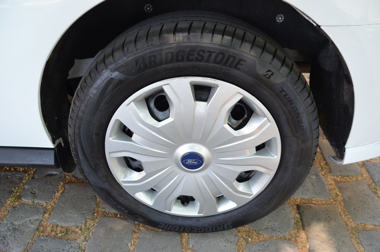Ford Transit Connect VAN 1.5 TDCI ECOFLEX TREND 200 L1 3 PLAZAS + BACA + REMOLQUE - Foto 39