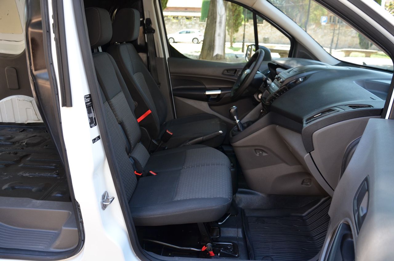 Ford Transit Connect VAN 1.5 TDCI ECOFLEX TREND 200 L1 3 PLAZAS + BACA + REMOLQUE - Foto 47