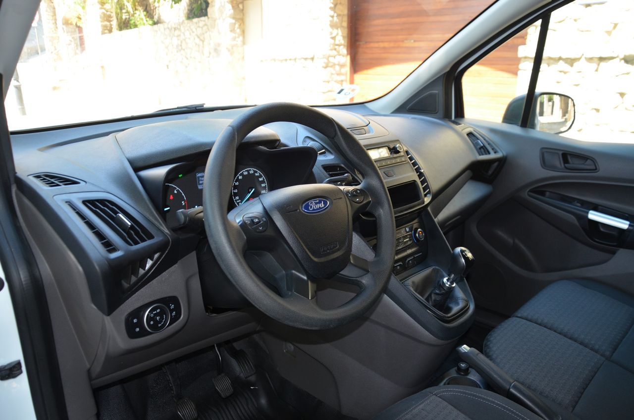 Ford Transit Connect VAN 1.5 TDCI ECOFLEX TREND 200 L1 3 PLAZAS + BACA + REMOLQUE - Foto 5