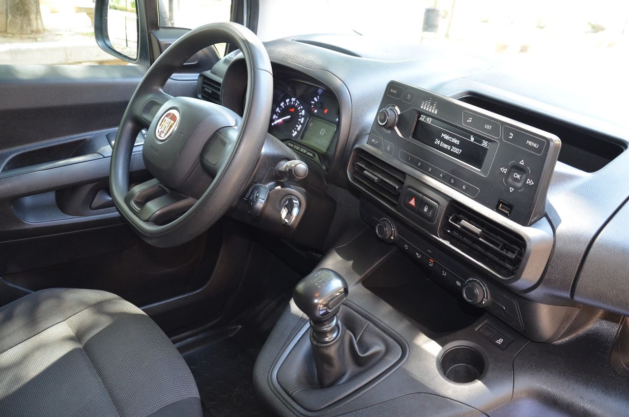 Fiat Doblò FURGÓN 1.5BLUEHDI 100CV 650KG L1 H1 BACA  GRANDE - Foto 33