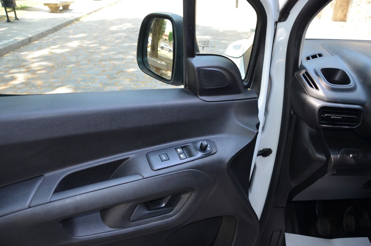 Fiat Doblò FURGÓN 1.5BLUEHDI 100CV 650KG L1 H1 BACA  GRANDE - Foto 3