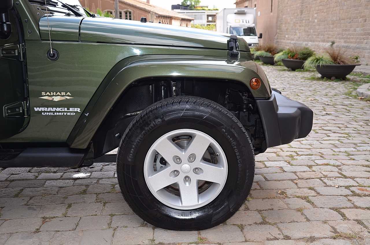 Jeep Wrangler UNLIMITED 2.8 CRD SAHARA.../ THE BEST OR NOTHING - Foto 26
