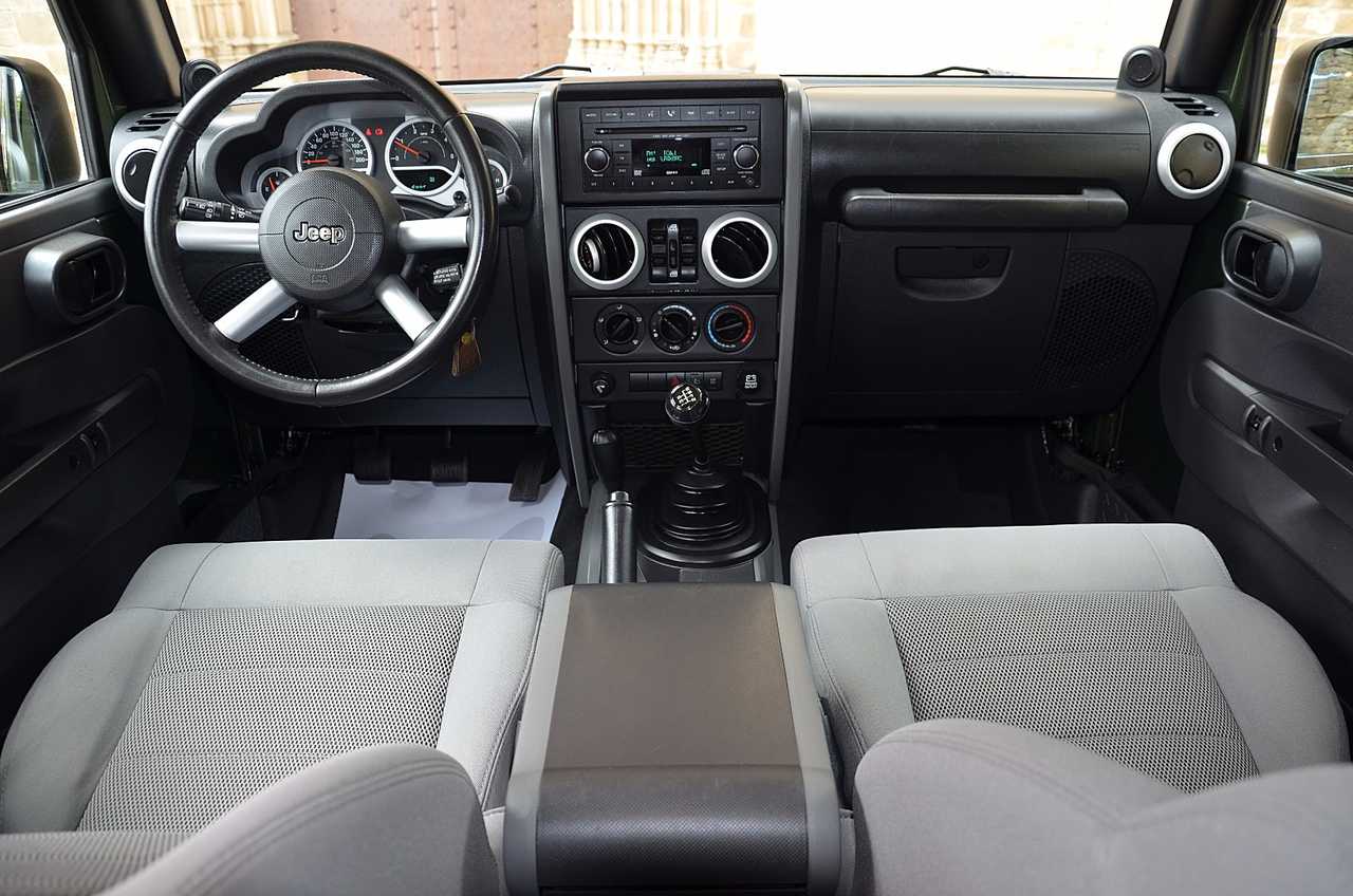 Jeep Wrangler UNLIMITED 2.8 CRD SAHARA.../ THE BEST OR NOTHING - Foto 38