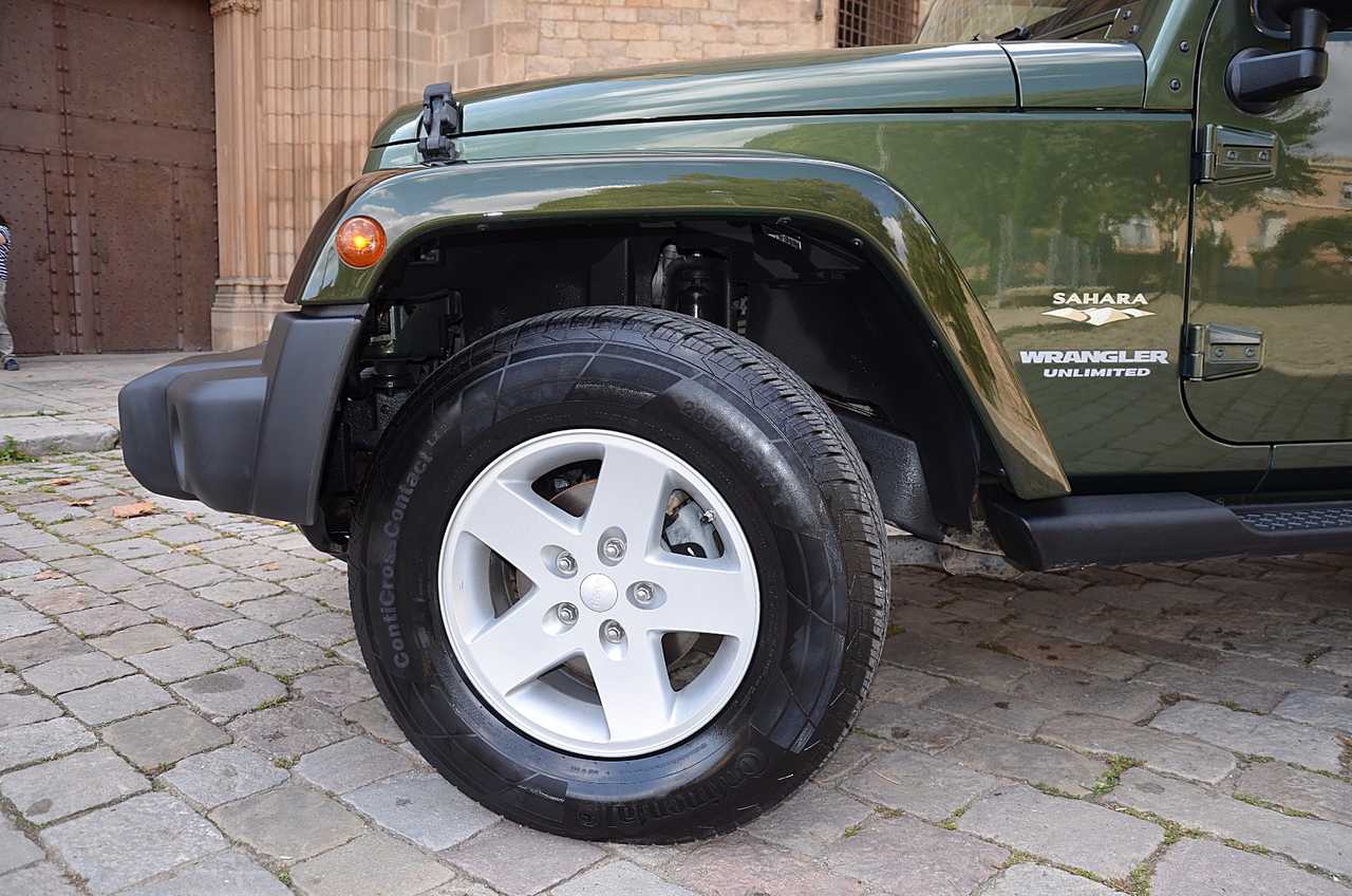 Jeep Wrangler UNLIMITED 2.8 CRD SAHARA.../ THE BEST OR NOTHING - Foto 4