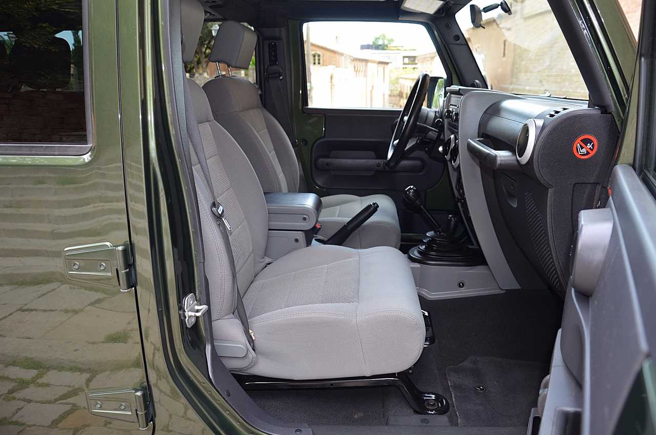 Jeep Wrangler UNLIMITED 2.8 CRD SAHARA.../ THE BEST OR NOTHING - Foto 33