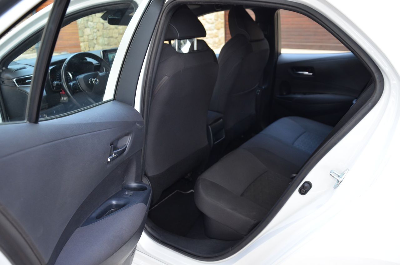 Toyota Corolla 1.8 125H BUSINESS PLUS E-CVT 90Kw Kilómetros Autopista , estado impecable - Foto 31