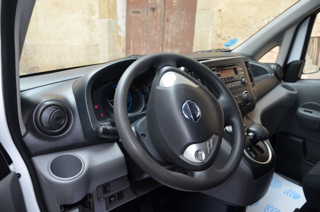 Nissan e-NV200 FURGÓN PROFESIONAL 40 KWH 100% ELÉCTRICO - Foto 3