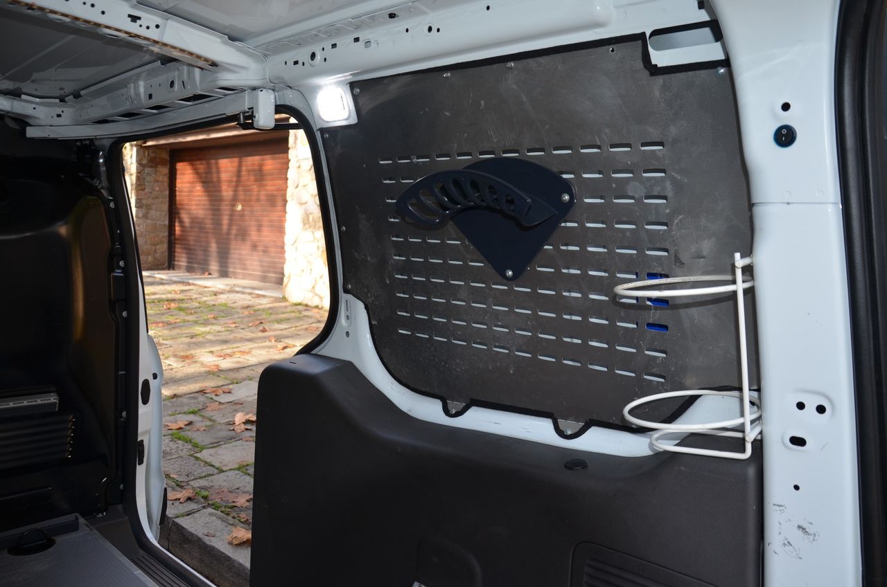 Ford Transit Connect VAN 1.5 TDCI 240 L2 TREND /ESTANTERIAS SORTIMO /HOMOLOGADAS - Foto 17