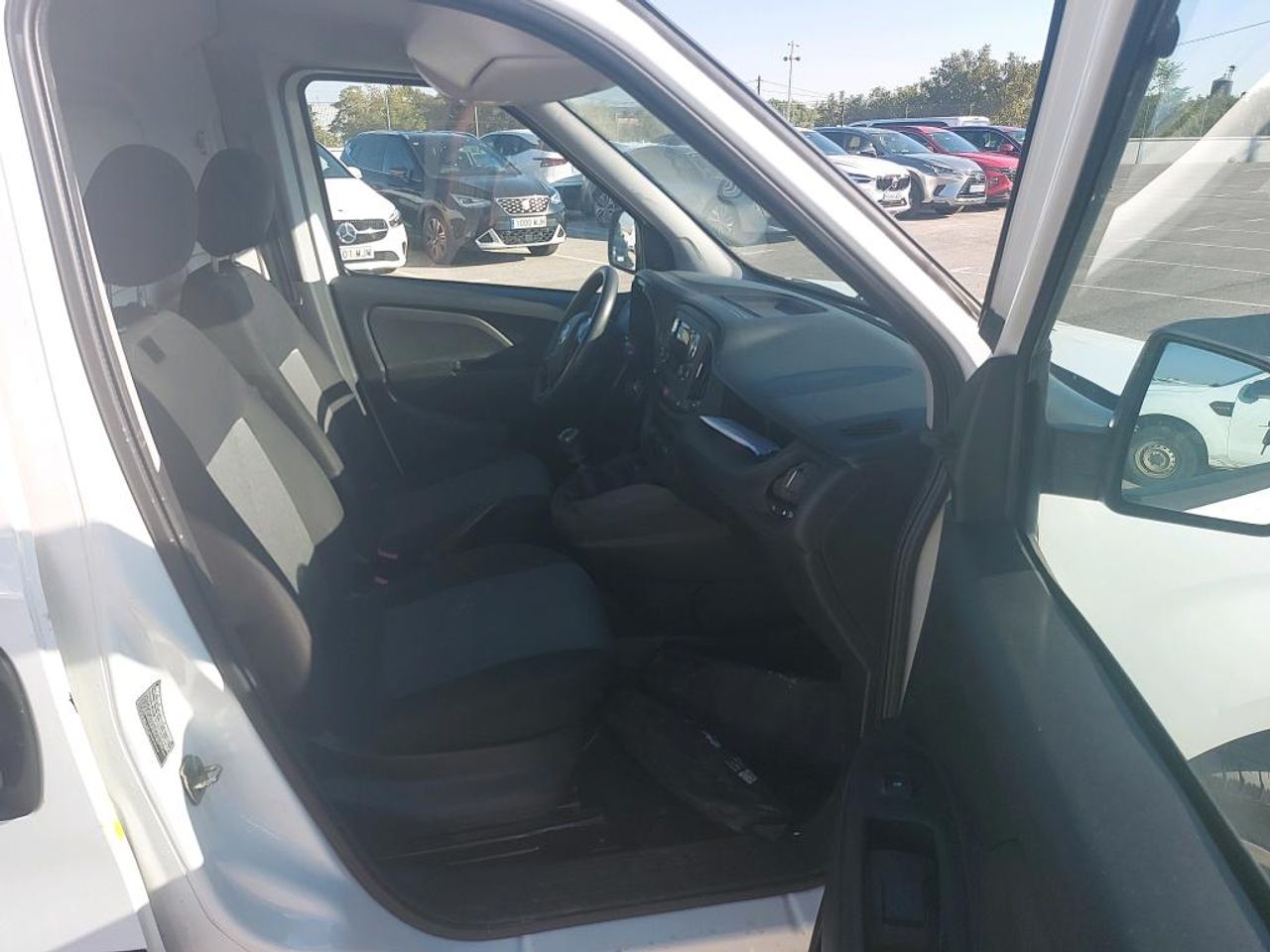 Fiat Doblò CARGO MAXI SX 1.4 TJET (120CV) GNC ETIQUETA ECO - Foto 4