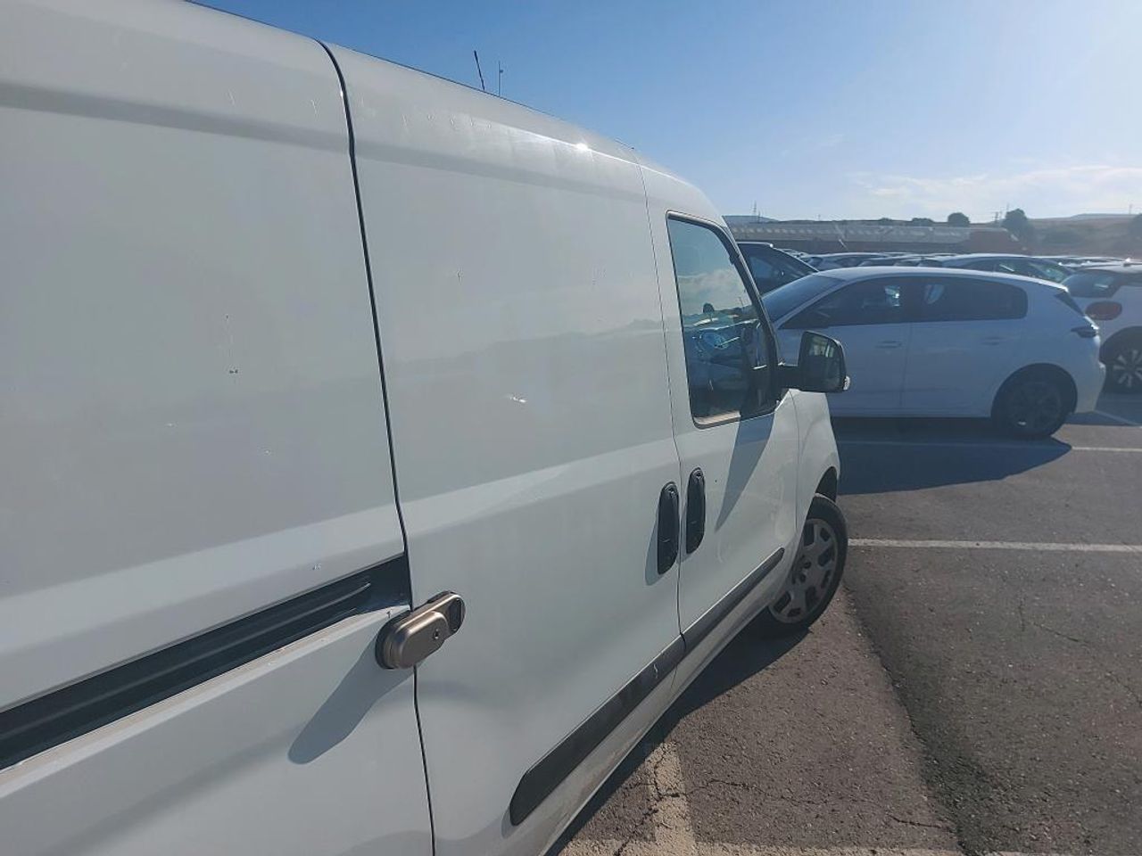 Fiat Doblò CARGO MAXI SX 1.4 TJET (120CV) GNC ETIQUETA ECO - Foto 6