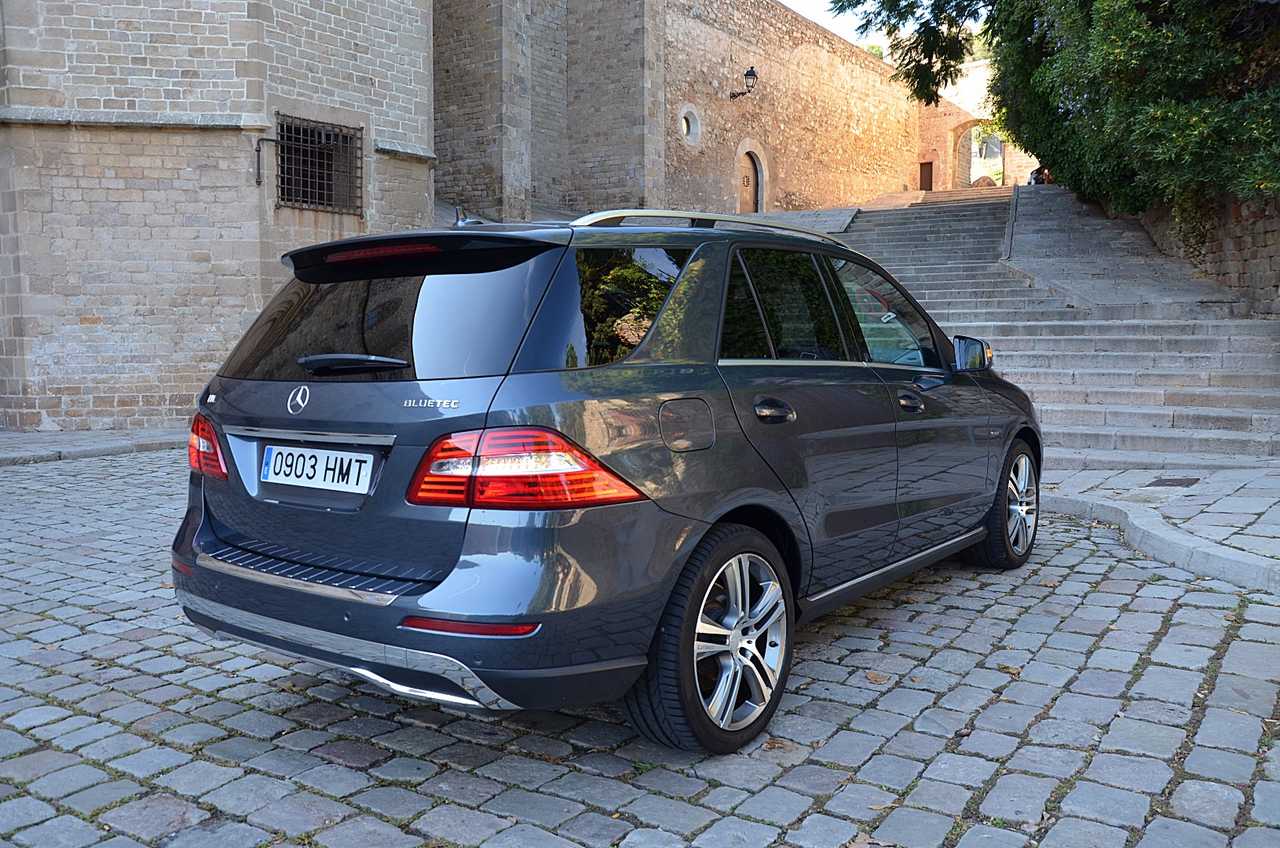 Mercedes Clase M 350 BLUETEC 4M 7G PLUS ../IVA DEDUCIBLE ../SÓLO 66.000 KM...FULL OPTION - Foto 24