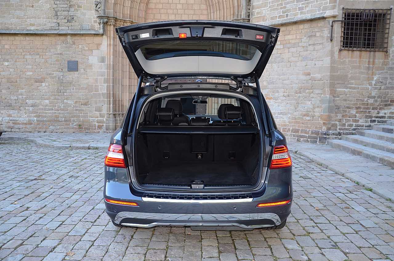 Mercedes Clase M 350 BLUETEC 4M 7G PLUS ../IVA DEDUCIBLE ../SÓLO 66.000 KM...FULL OPTION - Foto 19